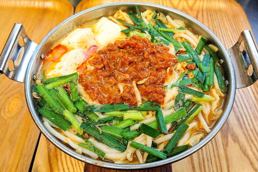 ごま担々鍋（麵入り）